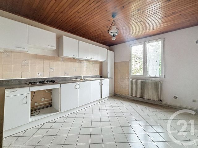 Appartement F2 à louer - 3 pièces - 80.0 m2 - BELFORT - 90 - FRANCHE-COMTE - Century 21 Agence Du Théâtre