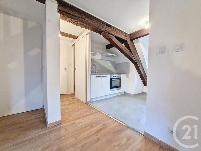 Appartement F2 à louer - 3 pièces - 60.0 m2 - DELLE - 90 - FRANCHE-COMTE - Century 21 Agence Du Théâtre