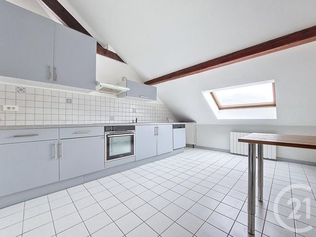 Appartement F5 à louer - 5 pièces - 68.66 m2 - BELFORT - 90 - FRANCHE-COMTE - Century 21 Agence Du Théâtre