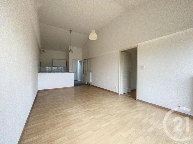 Appartement F3 à louer - 3 pièces - 61.0 m2 - DANJOUTIN - 90 - FRANCHE-COMTE - Century 21 Agence Du Théâtre