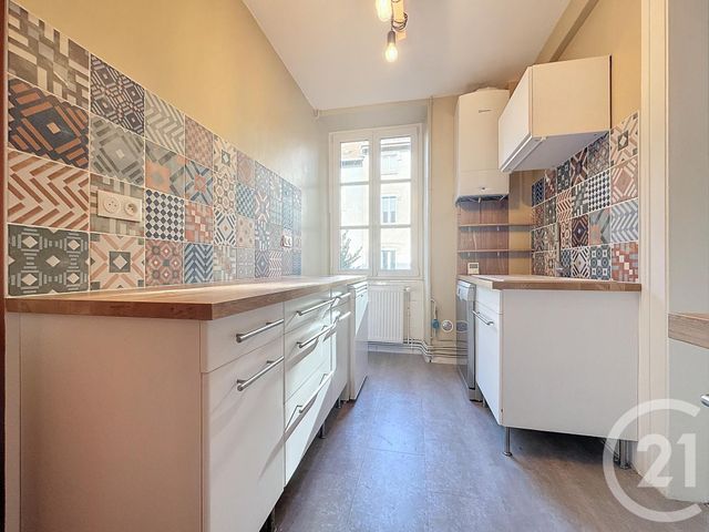 Appartement F4 à louer - 4 pièces - 71.94 m2 - BELFORT - 90 - FRANCHE-COMTE - Century 21 Agence Du Théâtre