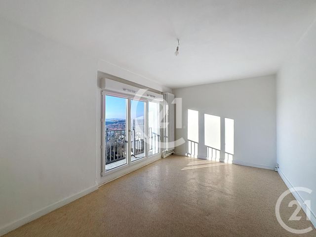 Appartement T3 à vendre - 3 pièces - 51.0 m2 - GRAND CHARMONT - 25 - FRANCHE-COMTE - Century 21 Agence Du Théâtre